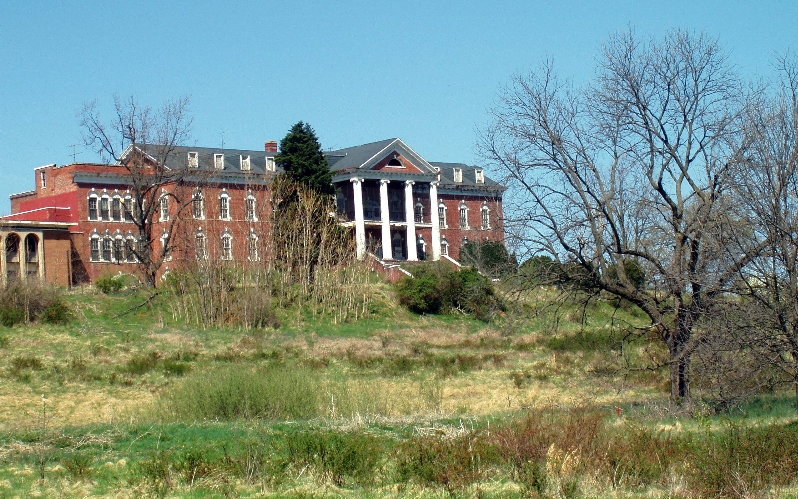 The DeJarnette Children's Center as it stands today. Photo taken on April 2, 2007.